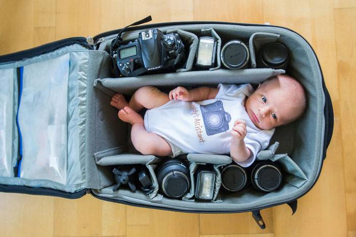 photographer baby in bag (5)