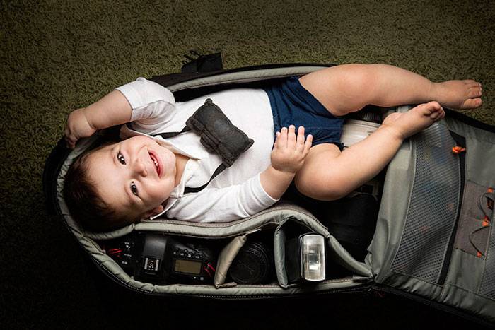 photographer baby in bag (8)