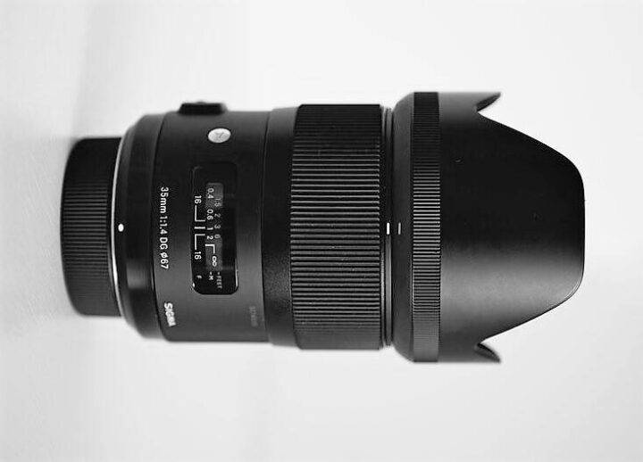 Sigma 18-35mm Lens for Nikon DX DSLR
