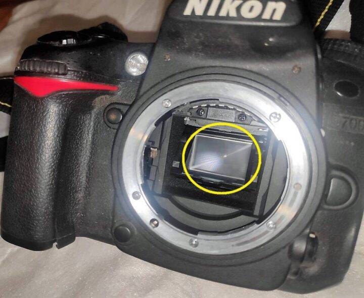 Sensor inside a Nikon Camera - Full Frame vs Crop Sensor Camera