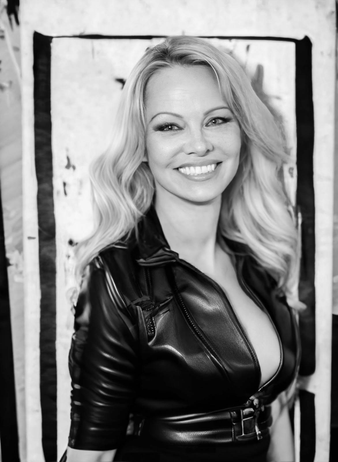 This portrait of Pamela Anderson was taken by the M11 and a 50mm, 1.4 lens.